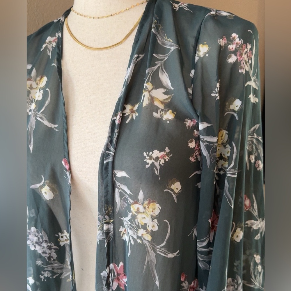 Floral print long open chiffon material cardigan - Picture 5 of 5